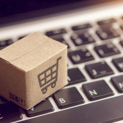 online-shopping-paper-cartons-or-parcel-with-shopping-cart-logo-on-laptop-keyboard (Demo)